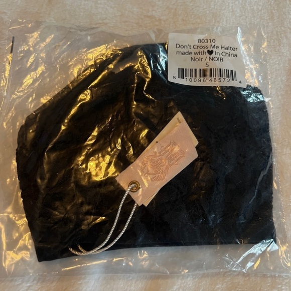 We are HAH NEW Don’t Cross Me Halter Lace Bra in Noir (Black) size S Free People - Picture 5 of 6